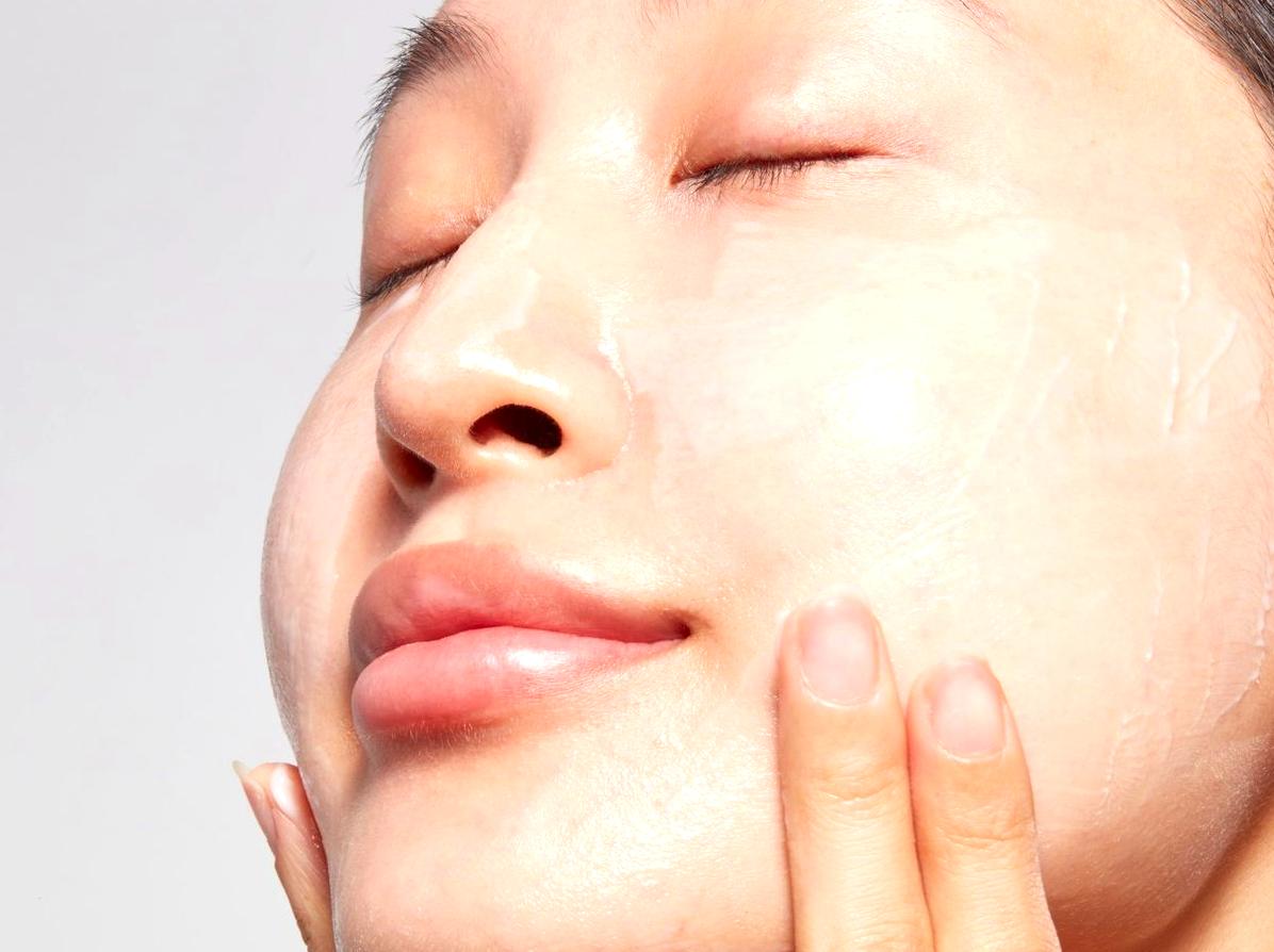 Revitalizing Face Masks for Dehydrated Skin