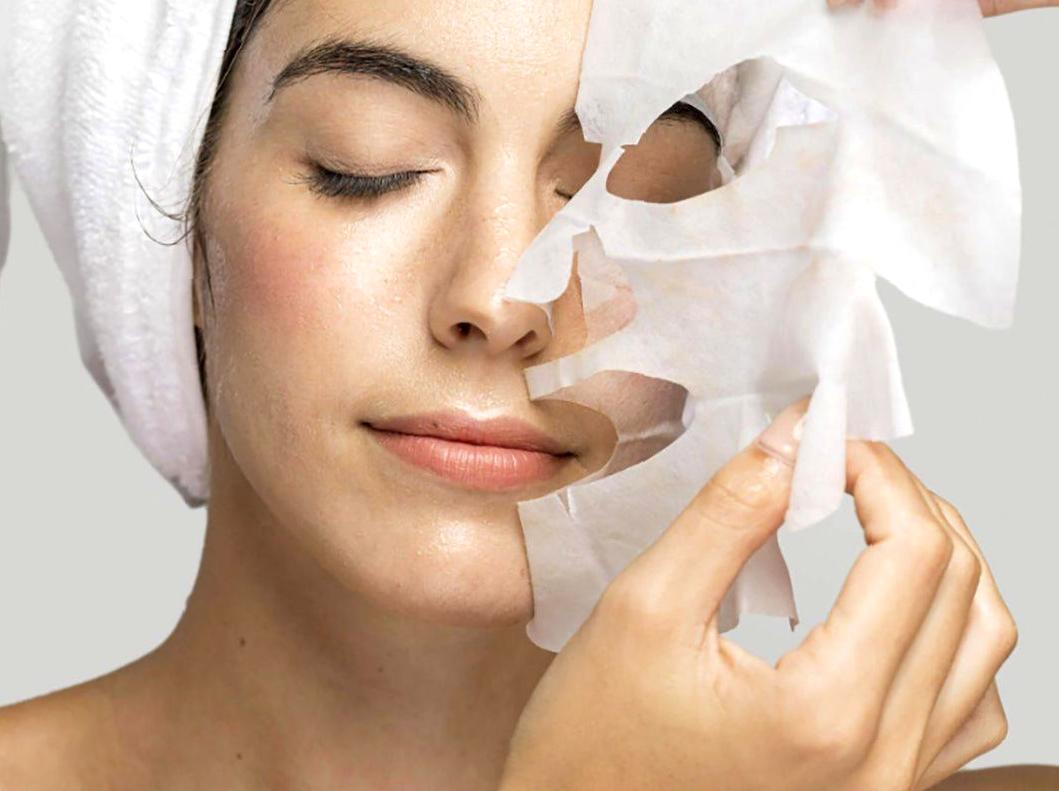 Hydrating Facial Masks for Dry Complexions